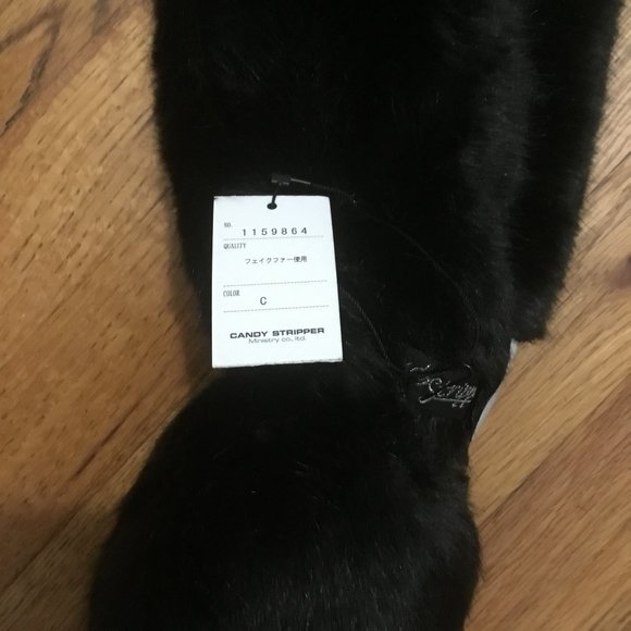 Candystripper bunny faux fur scarf new - Picture 3 of 4